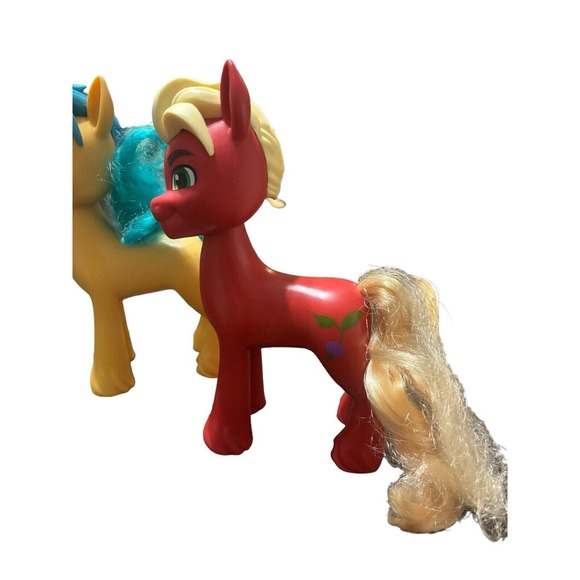 My Little Pony A New Generation Shining Adventures Lot 2 Deputy Sprout Hitch Trl - Picture 2 of 3